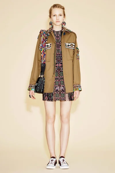 Look 24